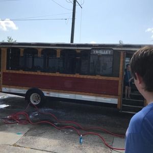 Meet your Posher, Warren